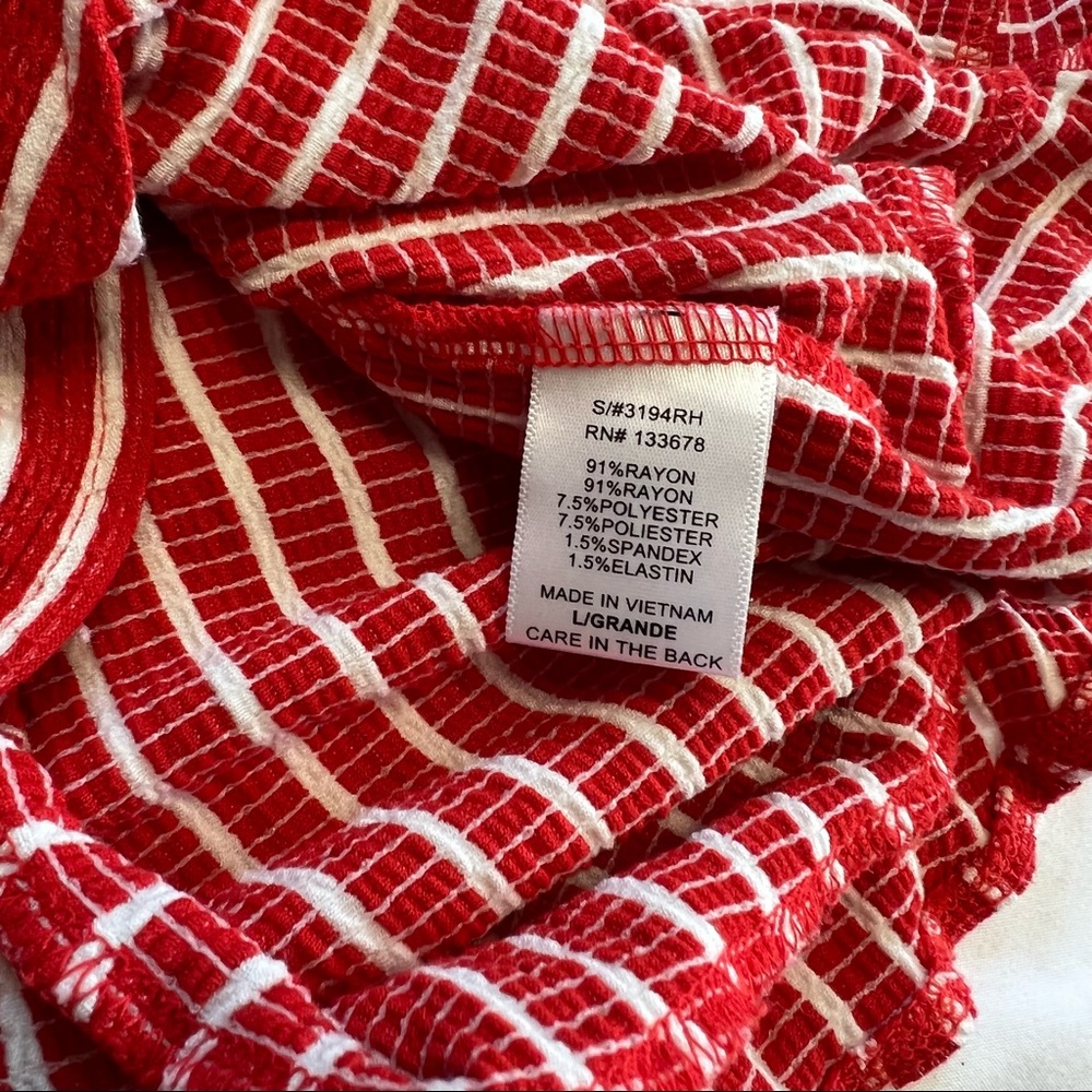 Love tree striped romper LARGE - Picture 12 of 13